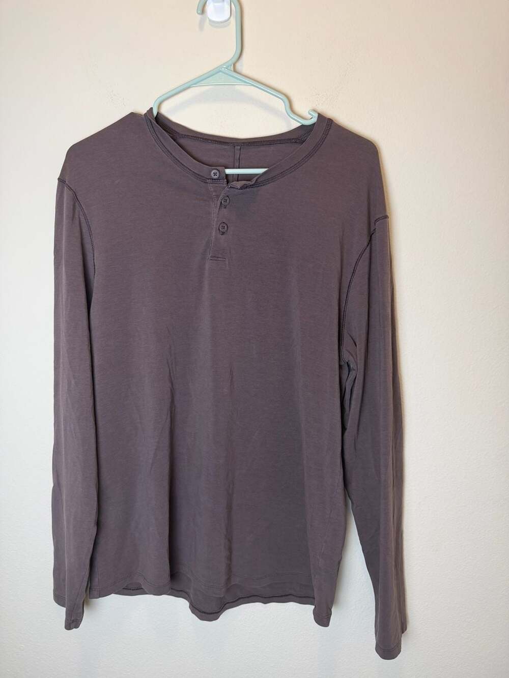 Lululemon 5 Year Basic Long Sleeve Henley